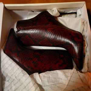 Brand new Never Worn Leather womens ankle boots